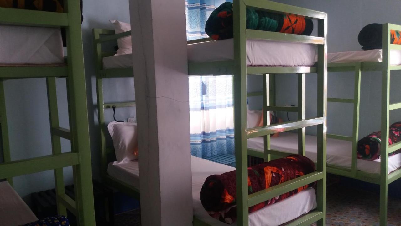 Hostel Roma Inn Кало Экстерьер фото