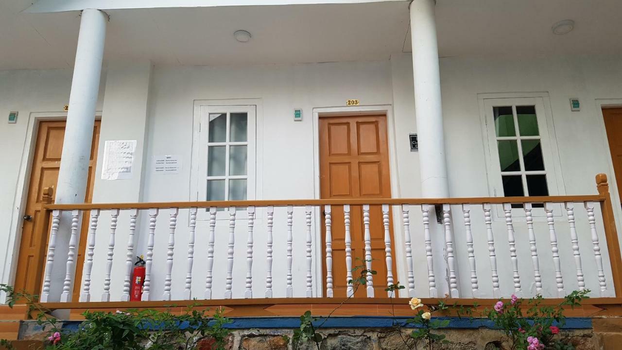 Hostel Roma Inn Кало Экстерьер фото
