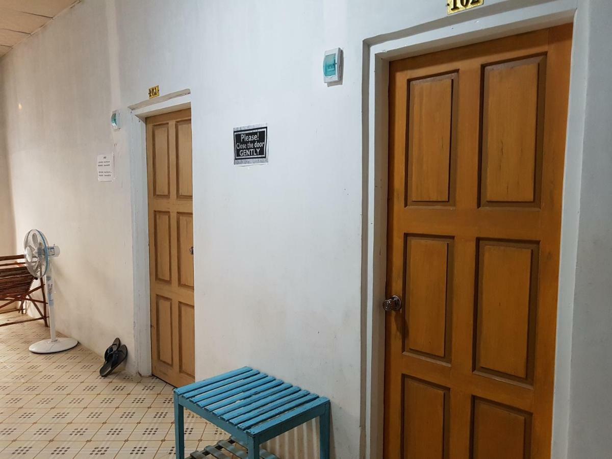 Hostel Roma Inn Кало Экстерьер фото