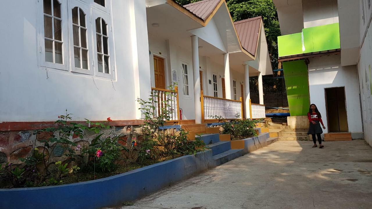 Hostel Roma Inn Кало Экстерьер фото